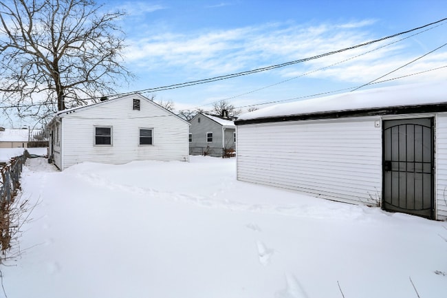 Photo - 3023 Adams St