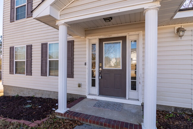 Photo - 700 Keyes Dr