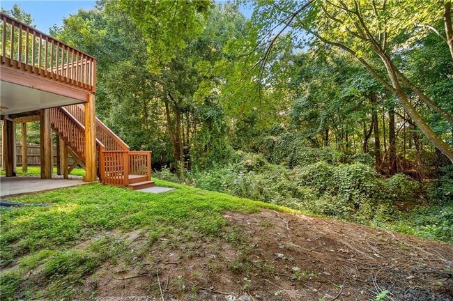 2113 Worrall Hill Dr