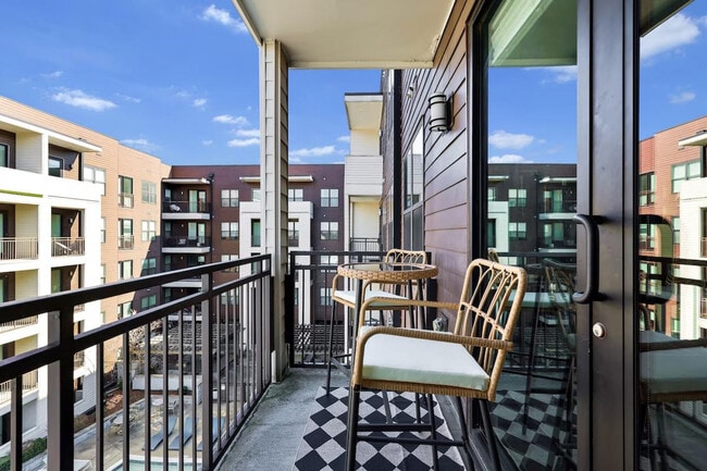 Photo - 2200 State St Unit SI ID1494705P