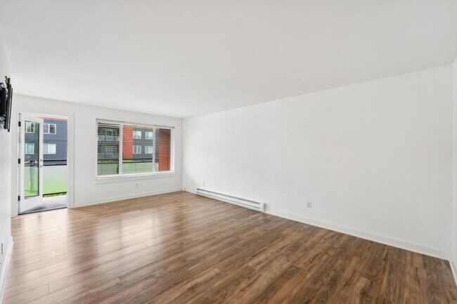 Photo - 1 bedroom in Seattle WA 98115 Unidad #C310