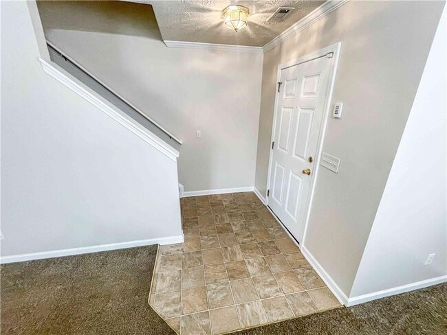 Photo - 6205 Tree Ridge Dr N W