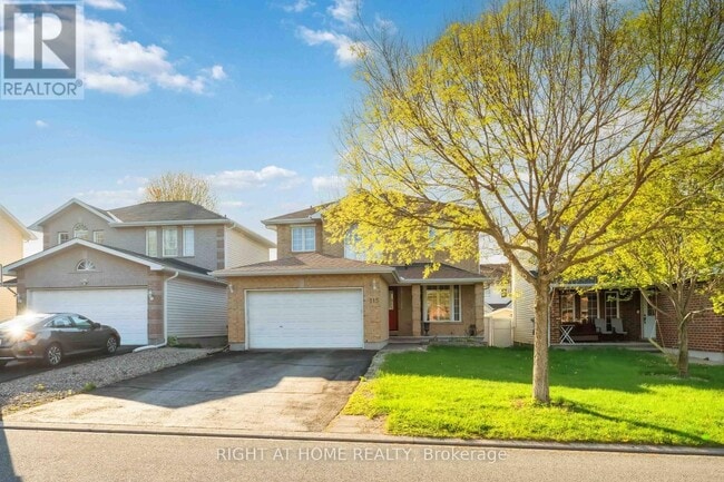 Photo - 115 Woliston Crescent