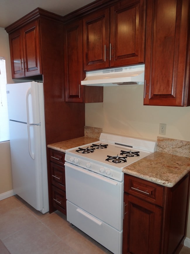 Photo - 2422 E. 11th St.