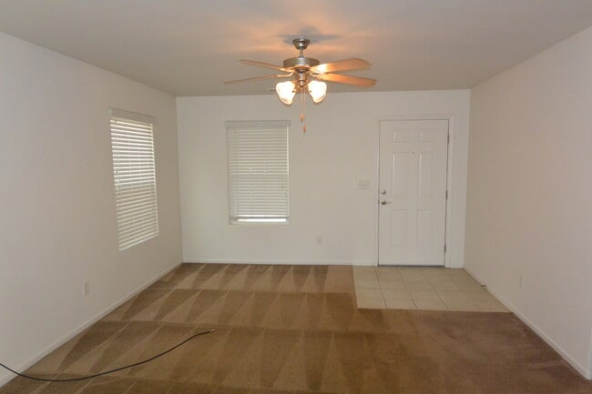 4005-4013 W Cecil Ave Unit 4007 W. Cecil
