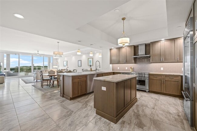 Photo - 795 Collany Rd Unit 205