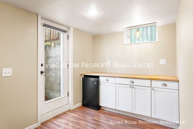 Photo - 7096 N Cambridge Ave