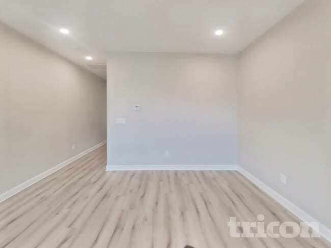 Photo - 2063 Neill Ln