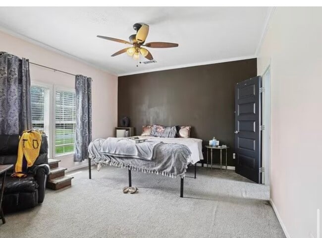 Photo - 5711 Rollins Rd
