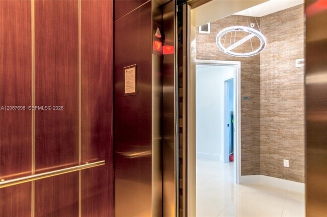Photo - 2020 N Bayshore Dr Unit 2404