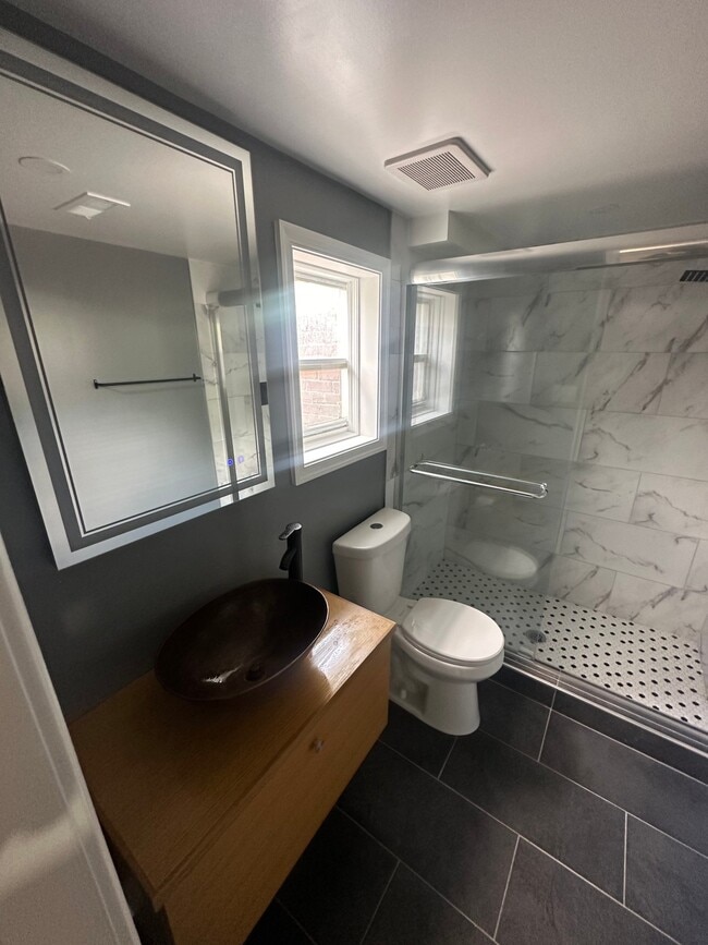 4918 North Capitol St NW Unidad Basement