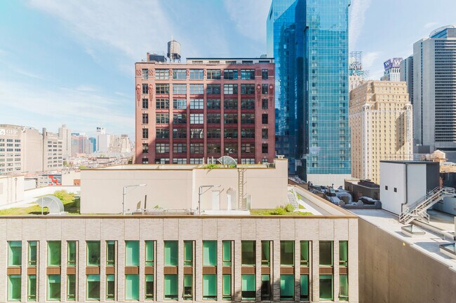 Photo - 312 W 43rd St Unidad SI FL4-ID2271