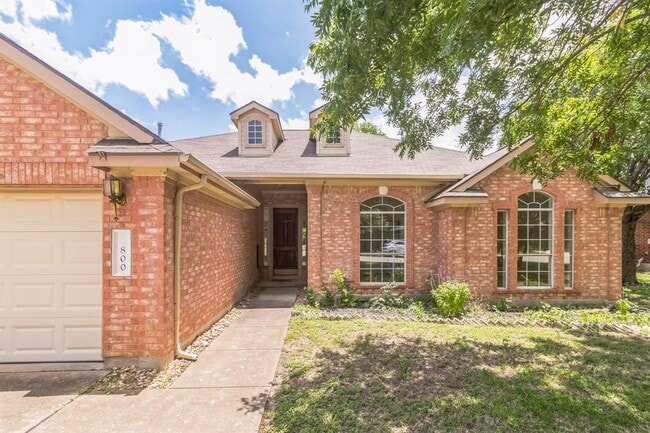 800 Mountain Ridge Dr