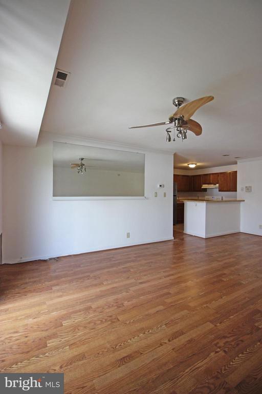 Photo - 102 Chesterfield Ln Unidad 203