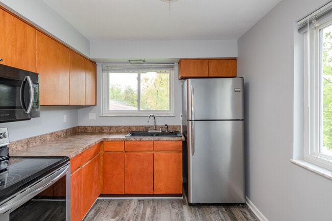Photo - 1258 Westcliff Ct Unit 03