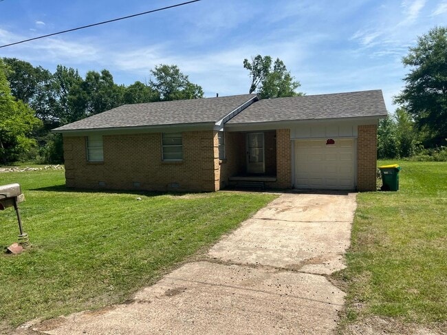 Building Photo - 2125 Dewey St