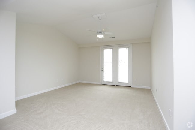 2BR, 1BA - Quinn_1161 SF