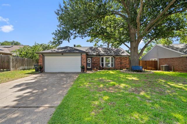Photo - 512 Yellowstone Dr House