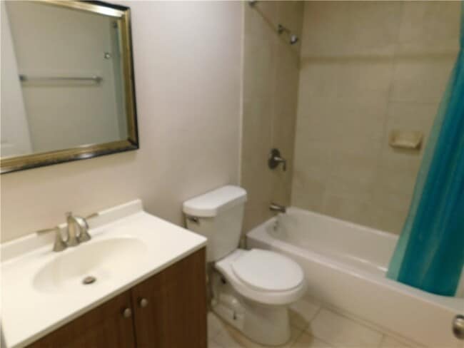 Photo - 522 7th Pl