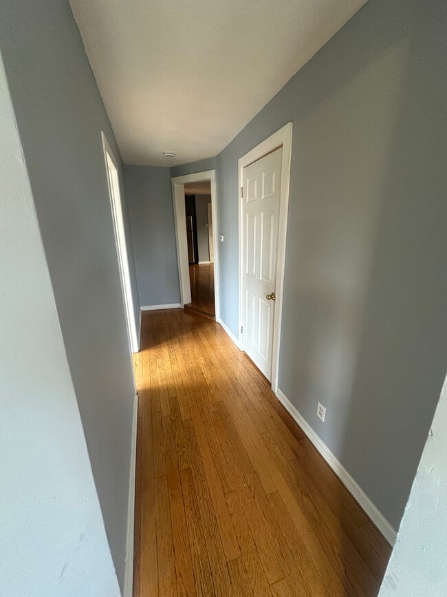 Photo - 1500 N Rockwell St Unidad 2