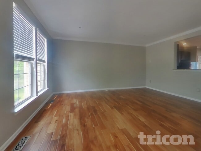 Photo - 1711 Crimson Pl