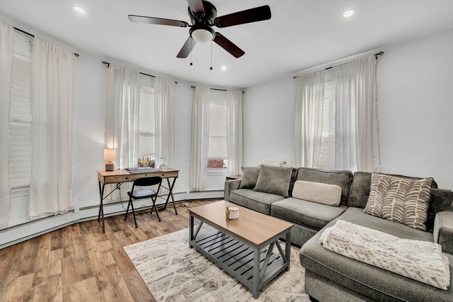 Photo - 40 Pulaski St