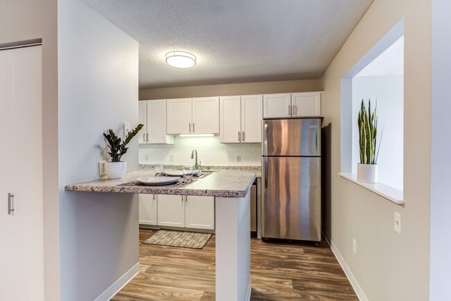 Photo - Audenn Apartments