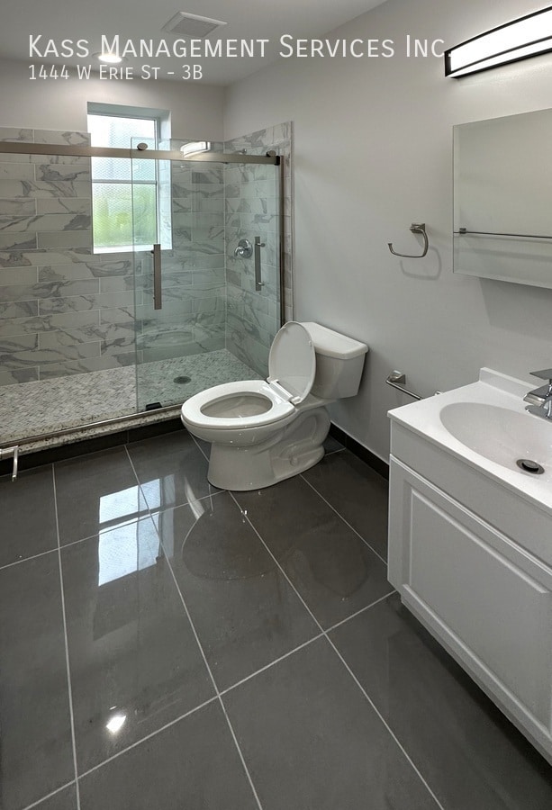 Photo - 1444 W Erie St Unit 3B