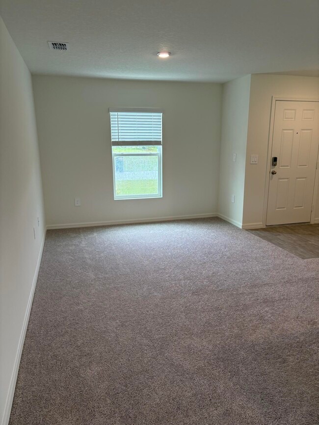 Photo - 1109 Altamira St NW