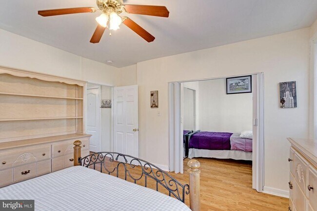 Photo - 726 Rock Creek Church Rd NW