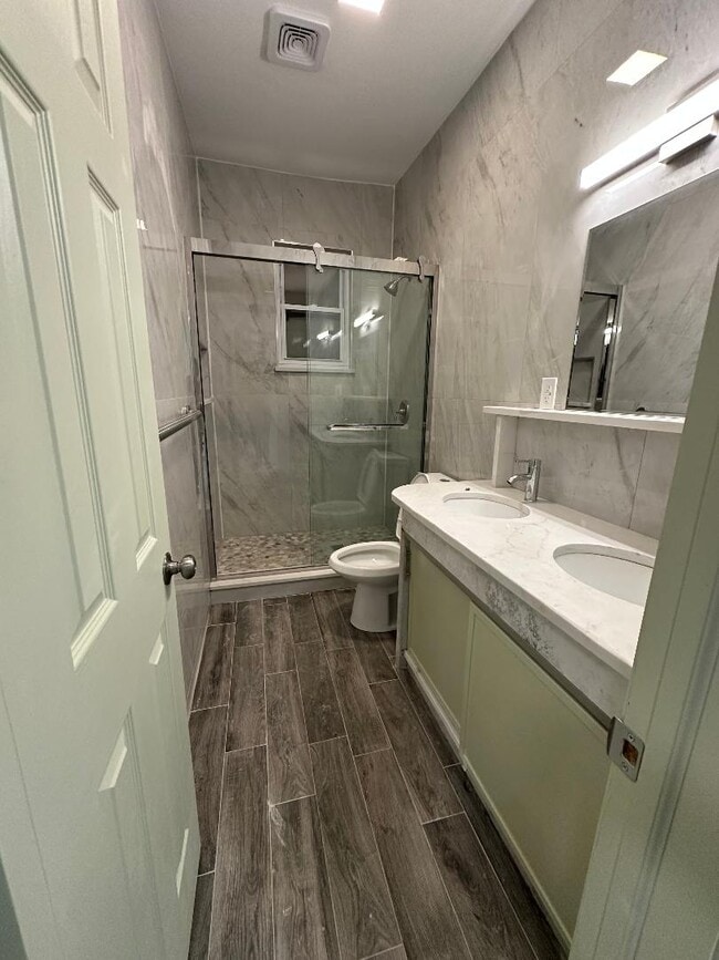 Baño independiente - 61 Passaic St Unidad 2nd fl