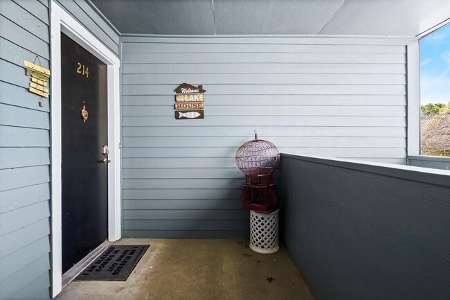 Photo - 12500 Melville Dr Unit 2