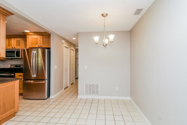 3028 Dikewood Ct