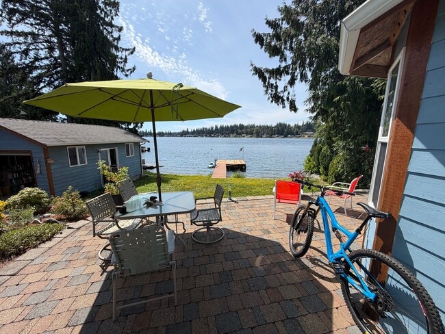 16102 Peninsula Rd