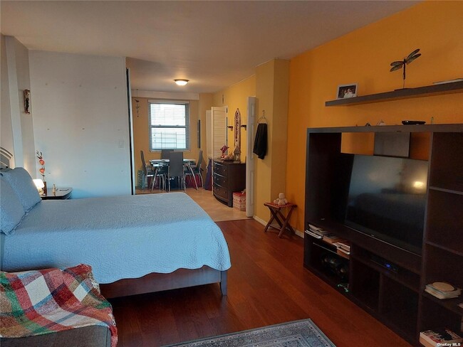 Photo - 6115 97th St Condo Unit 7G