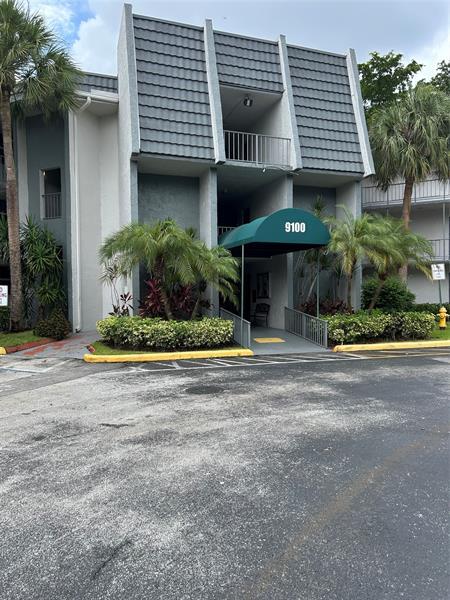 Building Photo - 9100 Lime Bay Blvd Unit 310 Rental
