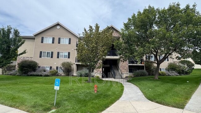 Building Photo - 1656 Westbury Way