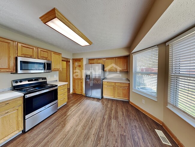 Photo - 808 Gascony Dr