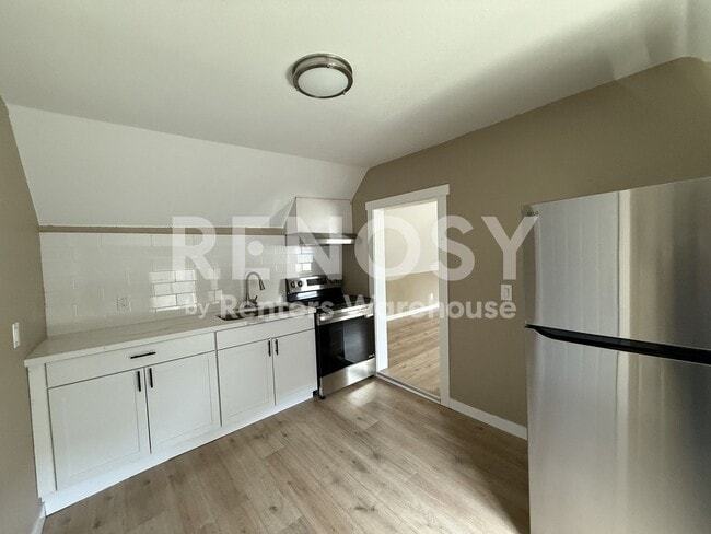 Photo - 616 S G St