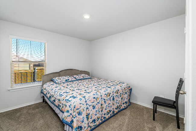 Photo - 417 Destin Dr