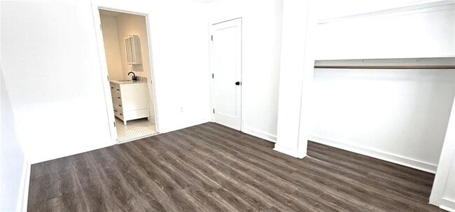 Photo - 3230 W Shadowlawn Ave NE