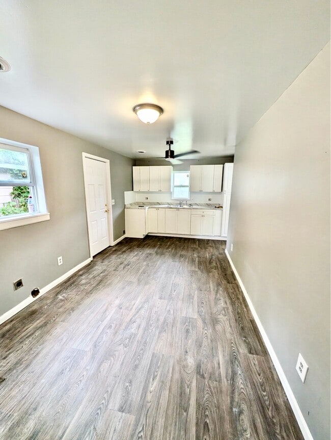 Photo - 3909 W Kearsley St