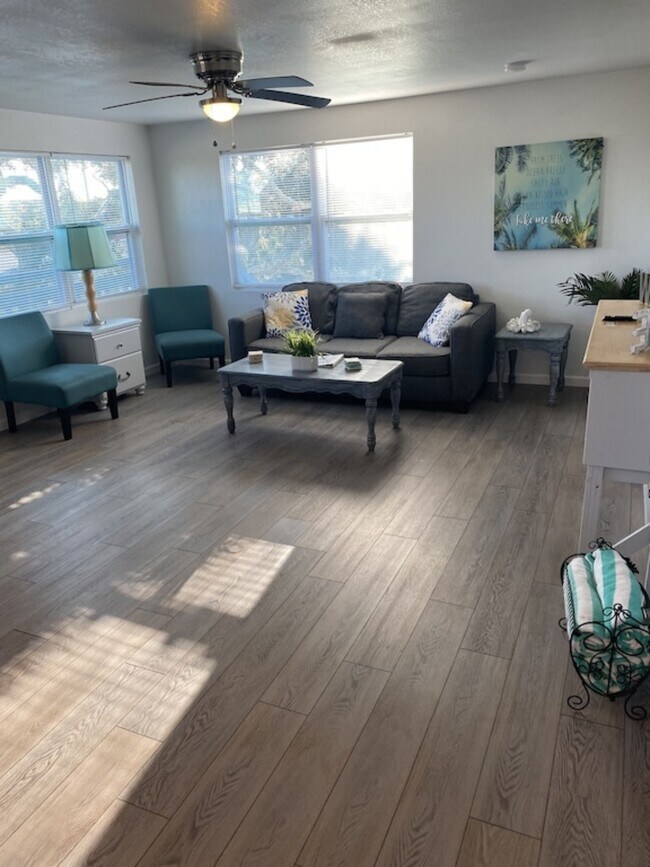 Photo - 112 N Peninsula Dr Unit 1