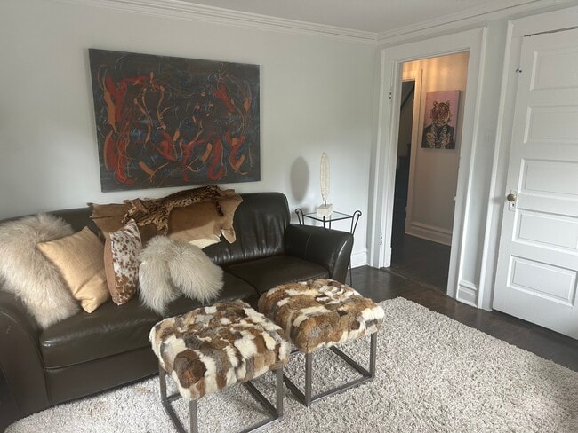 Photo - 1442 Wilmette Ave Unidad 2