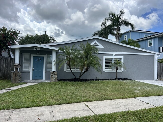 Building Photo - 141 81st Ave N Rental