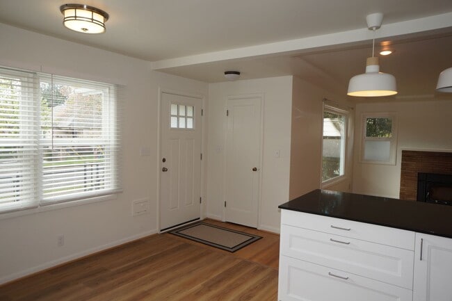 Photo - SE Portland 3-bedroom remodeled Bungalow