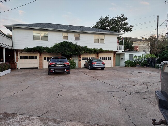 Photo - 2821 Eastgrove Ln Unit A