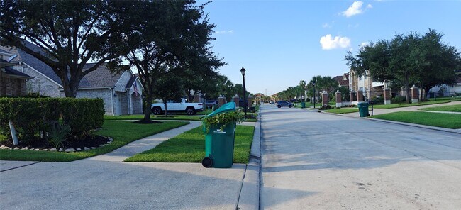 Photo - 10203 Ripple Lake Dr