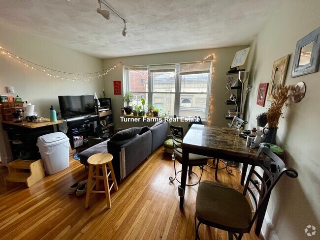 Building Photo - 406 Highland Ave Unit 26 Rental