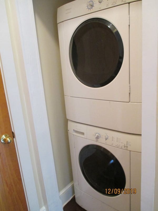 Photo - 17 Hampden Ct Unidad B